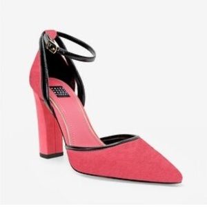 MWT WHBM Aurora Contrast Pink Suede, Black Trim Heels, Size 7.5